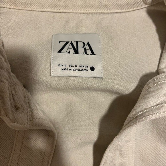 Zara Lightweight Jacket - Picture 2 of 3